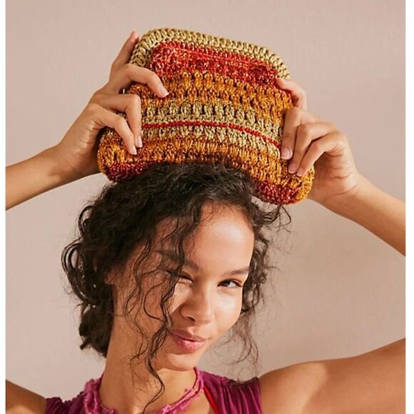 Free People Handbags - Free People Sweet Emotions Clutch Purse